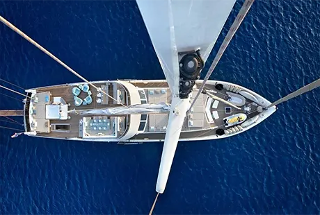 mermaid yelkenli yat drone çekim 