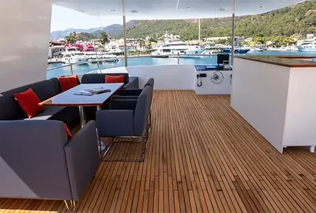 almila trawler üst güverte alanı
