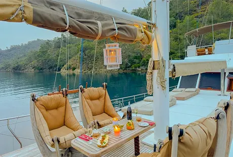 blu dream gulet yat dinlence alanı ön güverte