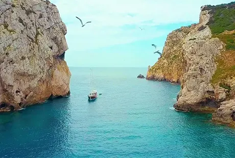 mavi yolculuk italya victoria teknesi 