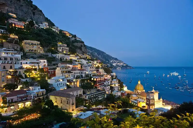 PHLEGRAEAN ADALARI & AMALFI SAHILI PHLEGRAEAN ADALARI & AMALFI SAHILI